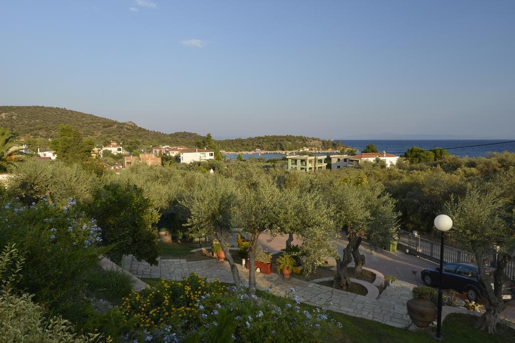 Aigli Apartments Néa Ankhíalos Екстериор снимка
