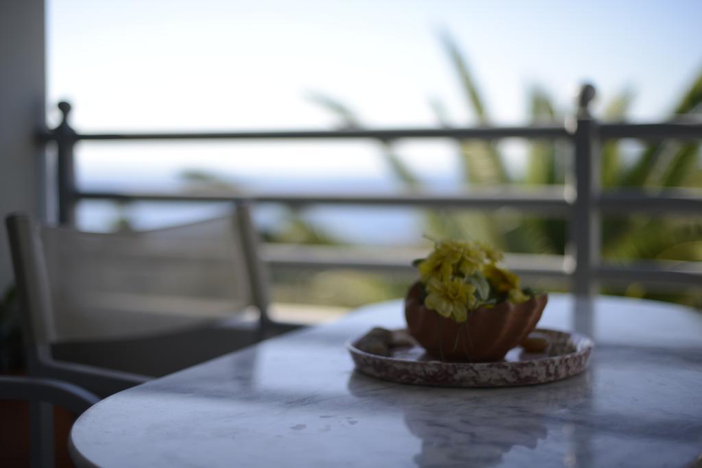 Aigli Apartments Néa Ankhíalos Екстериор снимка