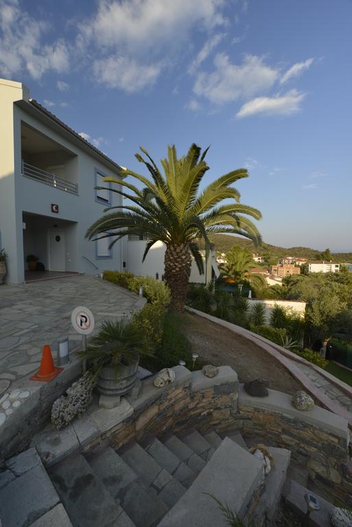 Aigli Apartments Néa Ankhíalos Екстериор снимка