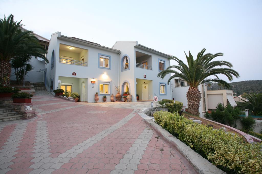 Aigli Apartments Néa Ankhíalos Екстериор снимка