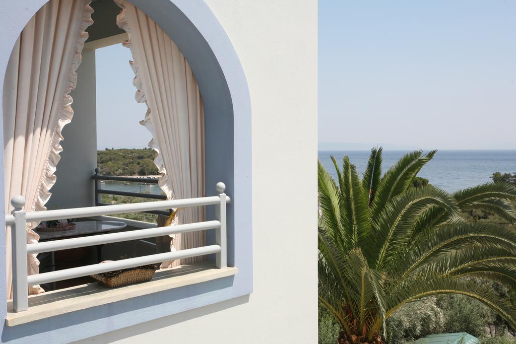 Aigli Apartments Néa Ankhíalos Екстериор снимка